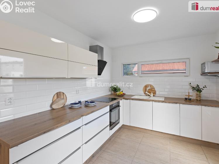 Prodej rodinného domu Kamenice, Lysá č. 13