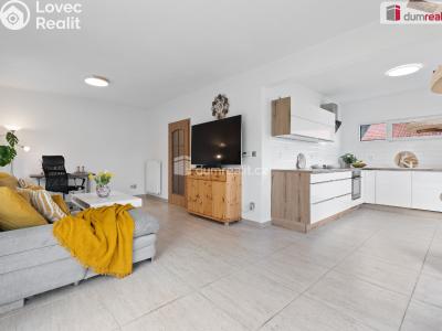 Prodej rodinného domu Kamenice, Lysá č. 4