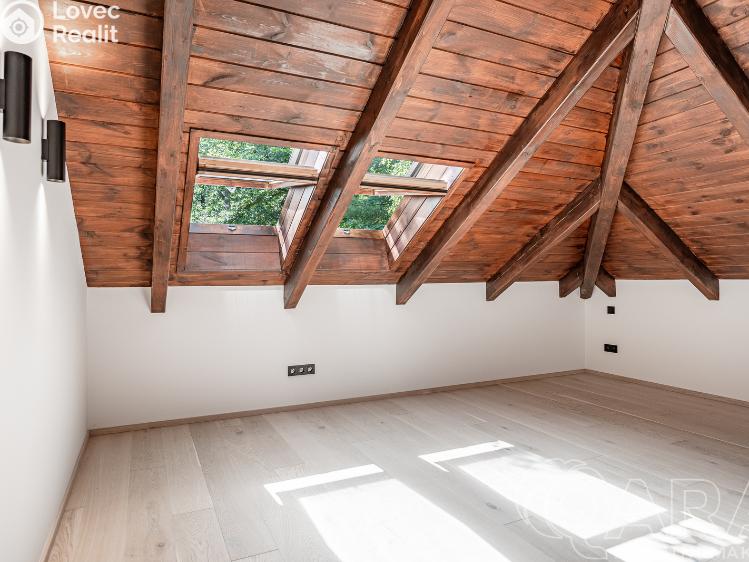 Prodej rodinného domu Hradištko, Kersko 847 č. 18