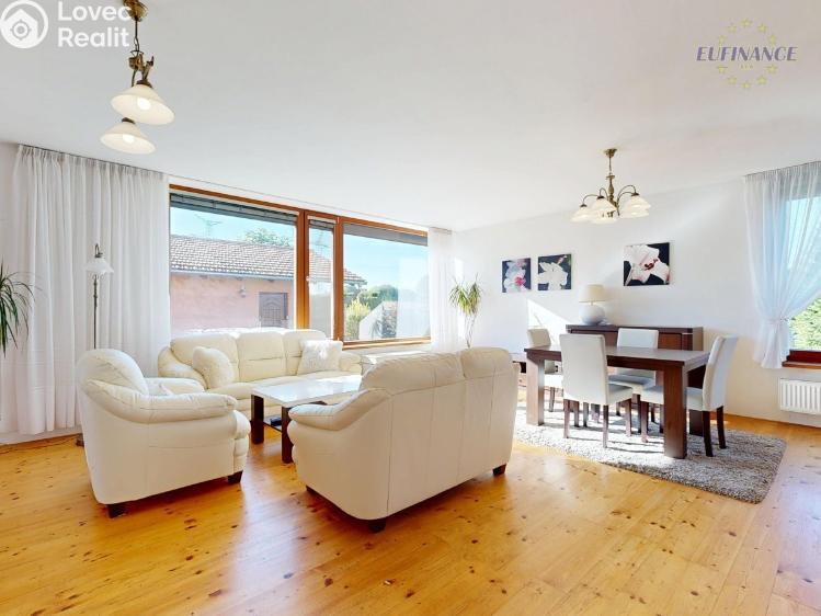 Prodej rodinného domu Zlosyň č. 9