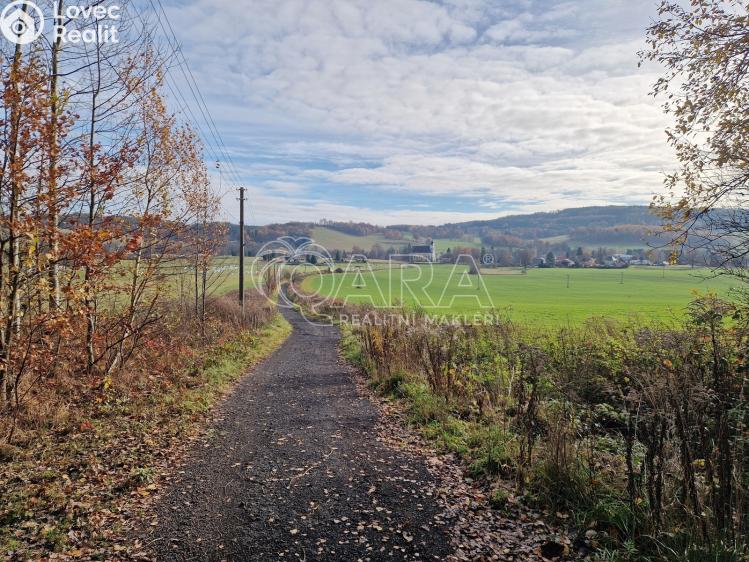 Продаж сімейного будинку Lobendava č. 10