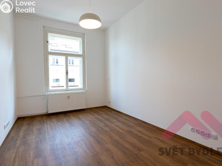 Pronájem bytu 1+1 Praha, Nad Královskou oborou 268/41 č. 3