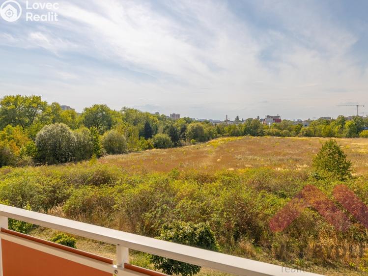 Pronájem bytu 3+KK Praha, V osikách 520/8 č. 8