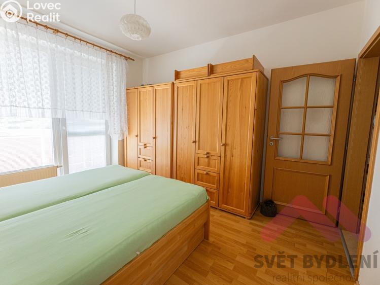 Pronájem bytu 3+KK Praha, V osikách 520/8 č. 15