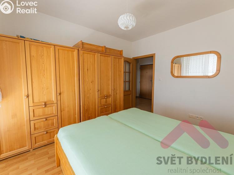 Pronájem bytu 3+KK Praha, V osikách 520/8 č. 17