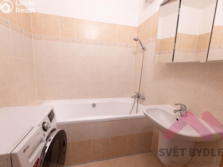 Pronájem bytu 3+KK Praha, V osikách 520/8 č. 18