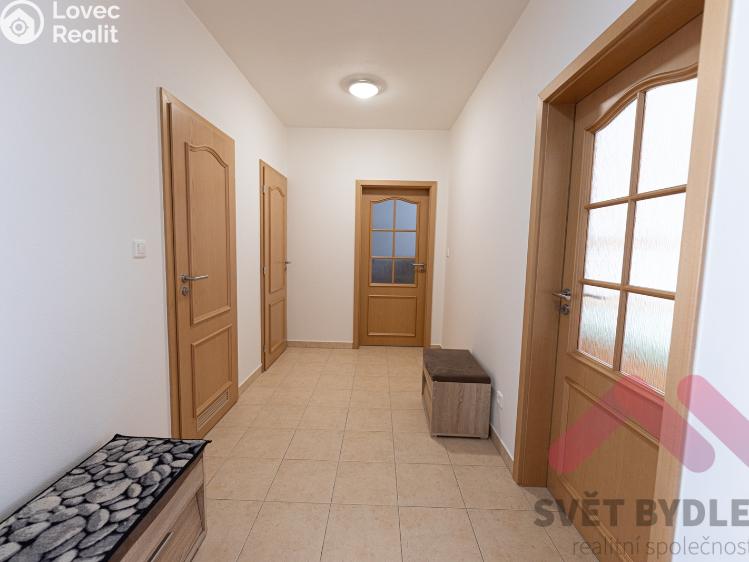 Pronájem bytu 3+KK Praha, V osikách 520/8 č. 21