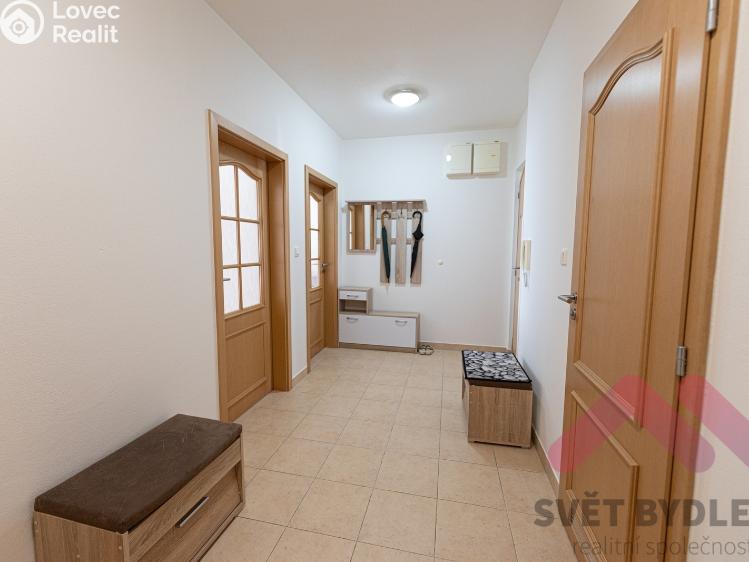 Pronájem bytu 3+KK Praha, V osikách 520/8 č. 22