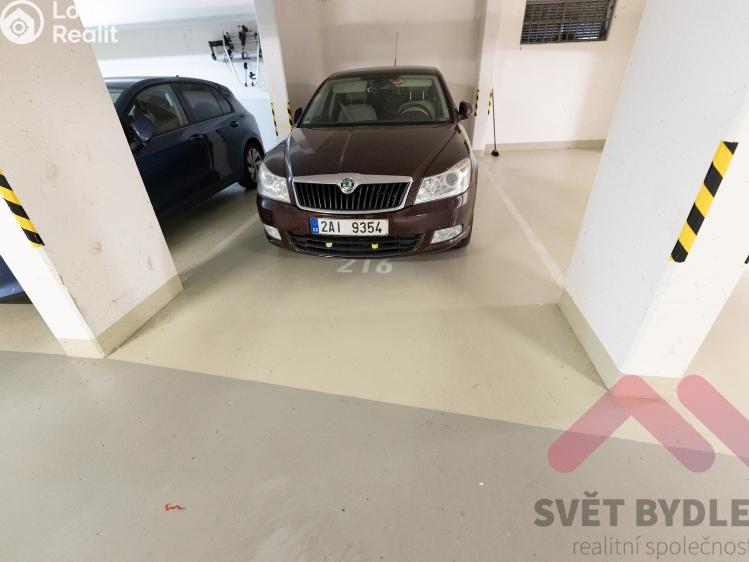 Pronájem bytu 3+KK Praha, V osikách 520/8 č. 25