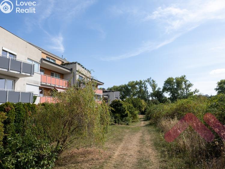 Pronájem bytu 3+KK Praha, V osikách 520/8 č. 27