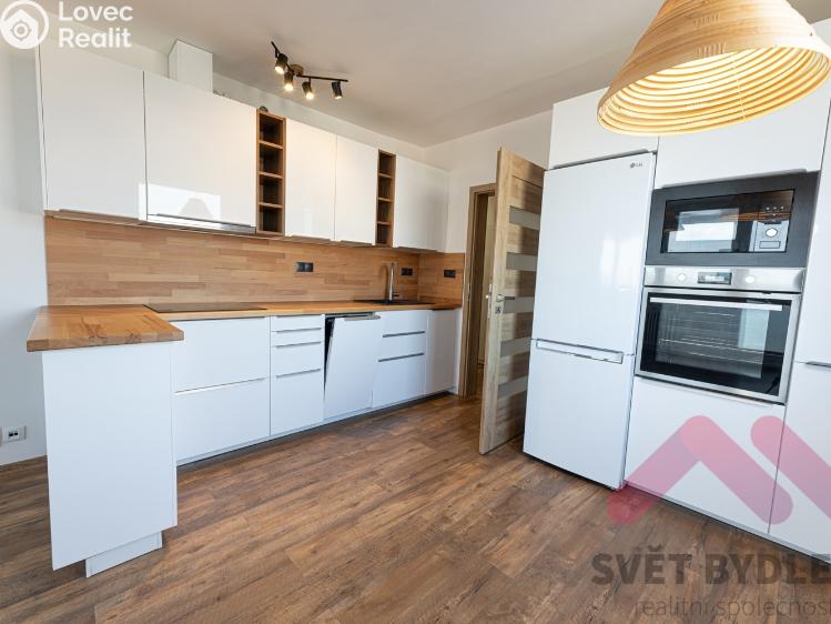 Pronájem bytu 2+KK Praha, Mezi školami 2321/2 č. 5