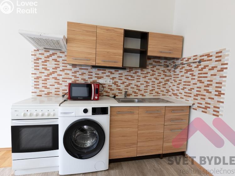 Pronájem bytu 2+KK Praha, V předpolí č. 3