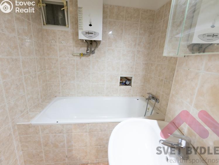 Pronájem bytu 2+KK Praha, V předpolí č. 11