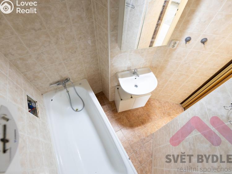 Pronájem bytu 2+KK Praha, V předpolí č. 12