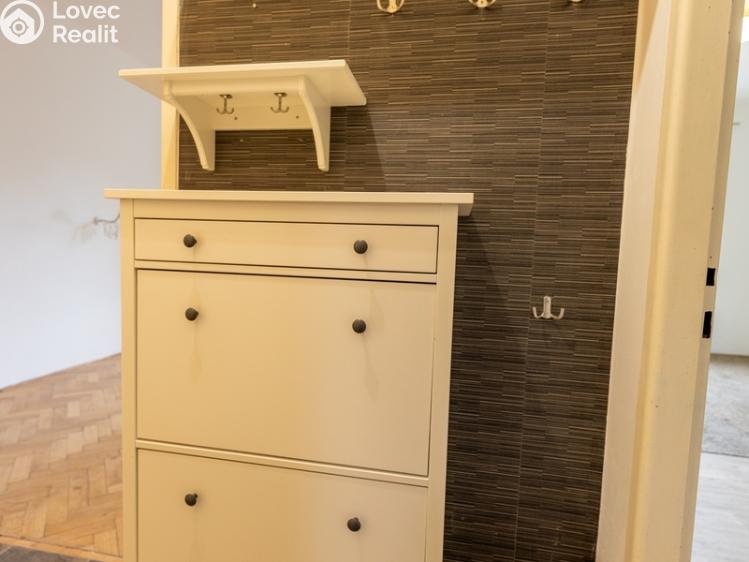 Pronájem bytu 2+KK Praha, V předpolí č. 13