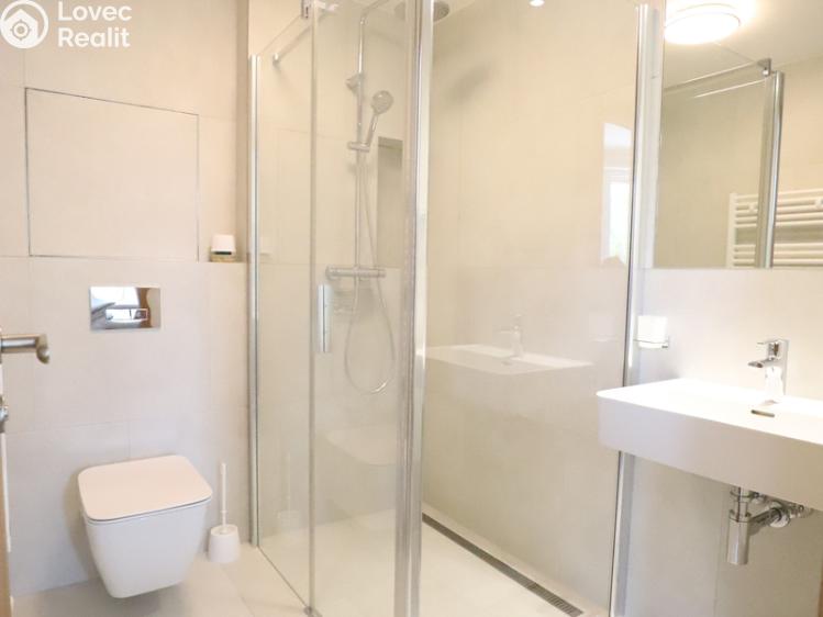 Продажа квартиры 4+KK Praha, Hodonínská č. 11