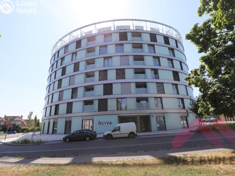 Продажа квартиры 4+KK Praha, Hodonínská č. 27