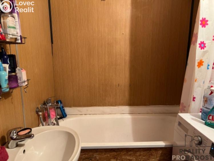 Prodej bytu 3+1 Krupka, Dukelských hrdinů č. 9