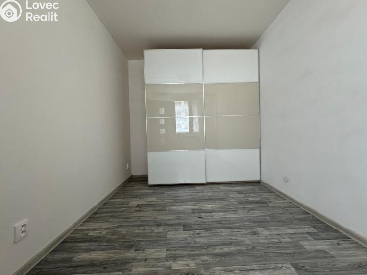 Pronájem bytu 4+KK Kladno, Děčínská 3213 č. 18