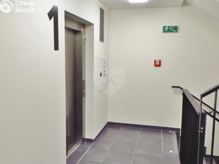 Pronájem bytu 2+KK Praha, Dělnická č. 18