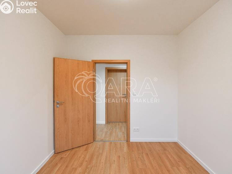 Pronájem bytu 3+KK Benešov, 102. pluku 2452 č. 9