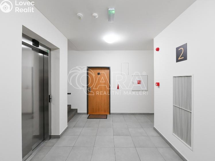 Pronájem bytu 3+KK Benešov, 102. pluku 2452 č. 18