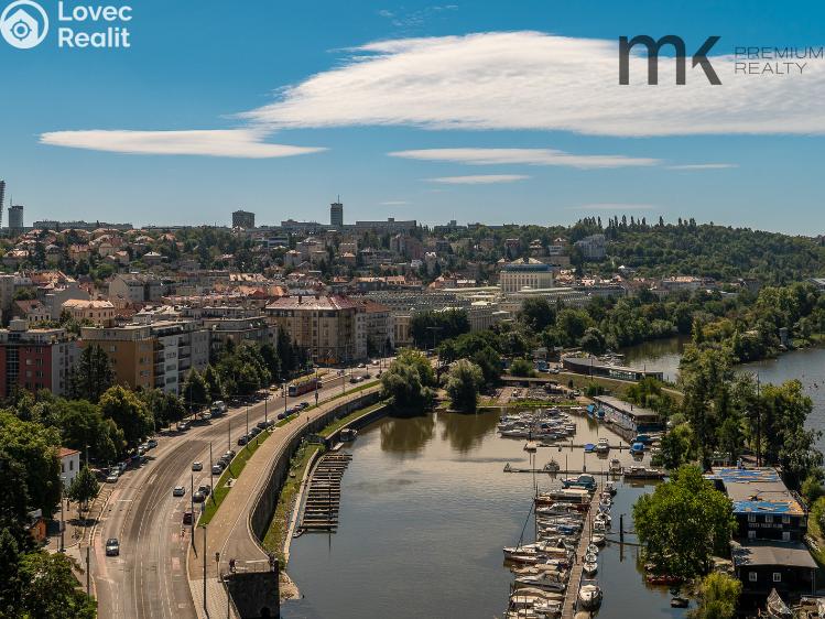 Rent apartment 1+KK Praha, Na bitevní pláni 1185/40 č. 15