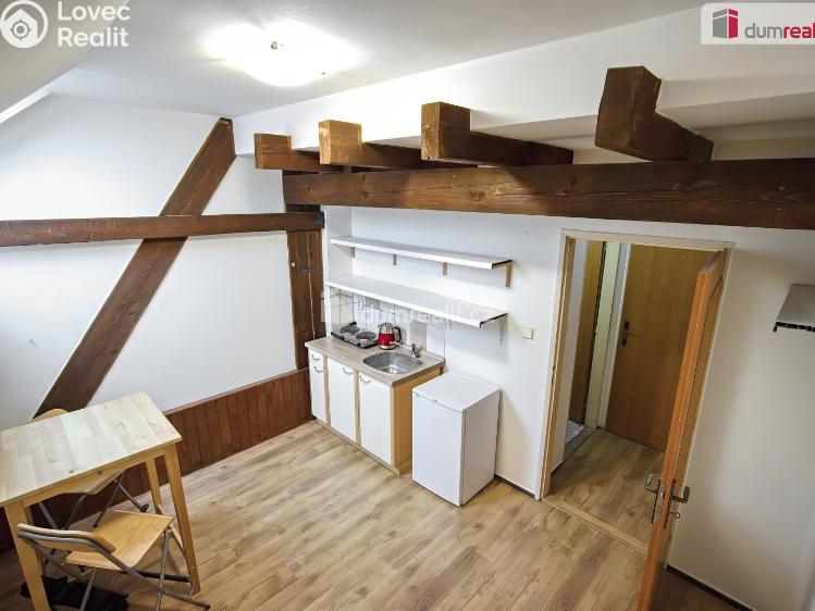 Pronájem bytu 1+KK Neratovice, Hlavní č. 4