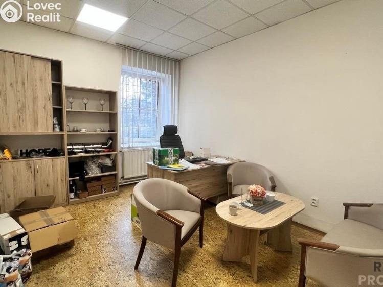 Pronájem kanceláře Třinec, nám. Míru č. 1