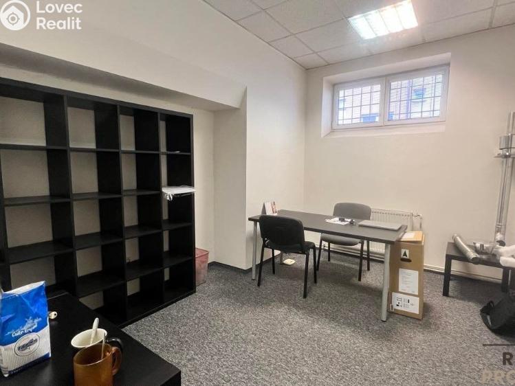 Pronájem kanceláře Třinec, nám. Míru č. 2