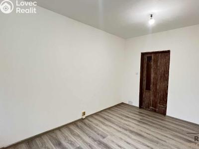 Sale apartment 3+1 Třinec, Topolová č. 5