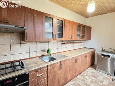 Prodej bytu 3+1 Třinec, Topolová č. 5