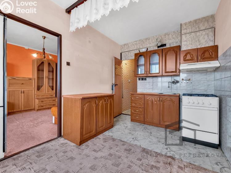 Prodej bytu 3+1 Most, Růžová 3088/17 č. 4