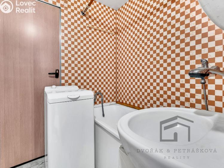 Prodej bytu 3+1 Most, Růžová 3088/17 č. 15