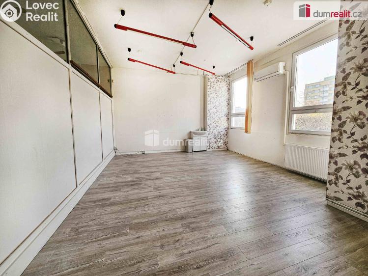 Pronájem kanceláře Lovosice, Osvoboditelů č. 1