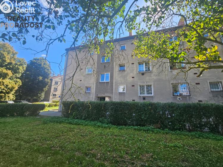 Pronájem bytu 2+1 Bílina, Sídliště SHD č. 15