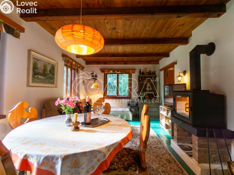 Prodej chaty Hradištko, Kersko 523 č. 6