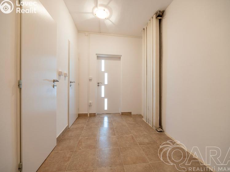 Продаж квартири 2+1 Praha, Arabská 572/2 č. 19