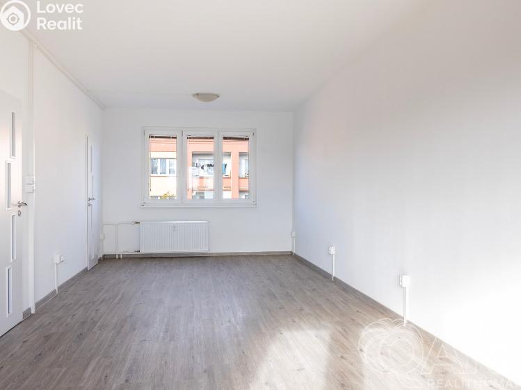 Продаж квартири 2+1 Praha, Arabská 572/2 č. 20