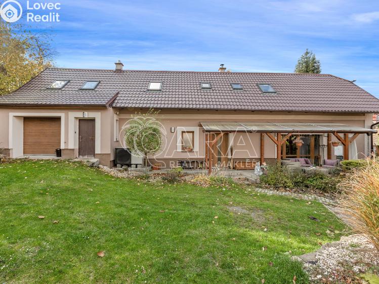 Продаж сімейного будинку Doubravčice, Českobrodská č. 1