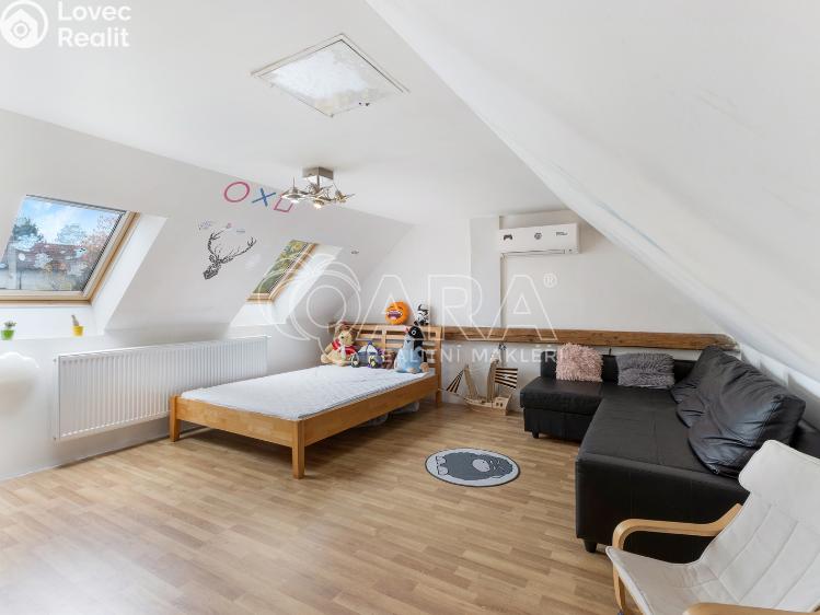 Продаж сімейного будинку Doubravčice, Českobrodská č. 16