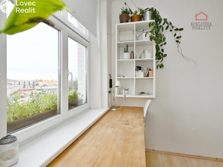 Prodej bytu 2+1 Praha, Pod lázní 1026/2 č. 10