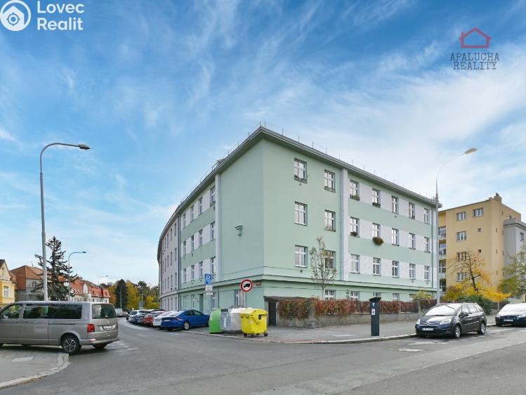 Prodej bytu 2+1 Praha, Pod lázní 1026/2 č. 20