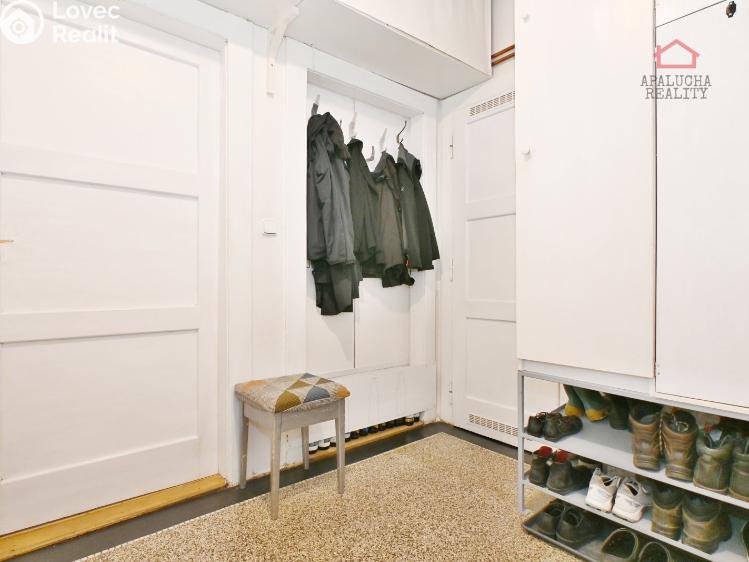 Prodej bytu 2+1 Praha, Pod lázní 1026/2 č. 12