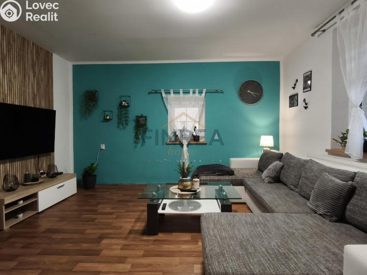 Продаж сімейного будинку Peruc č. 7