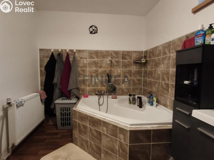 Продаж сімейного будинку Peruc č. 21