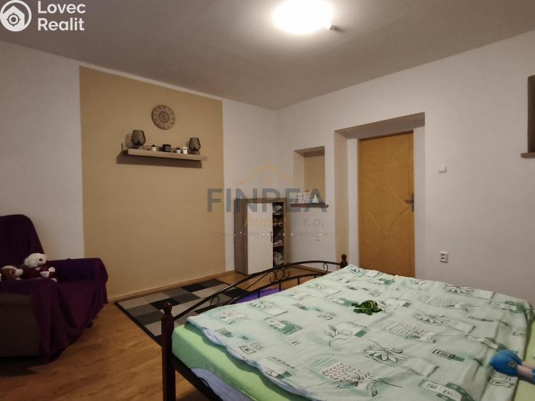 Продаж сімейного будинку Peruc č. 33