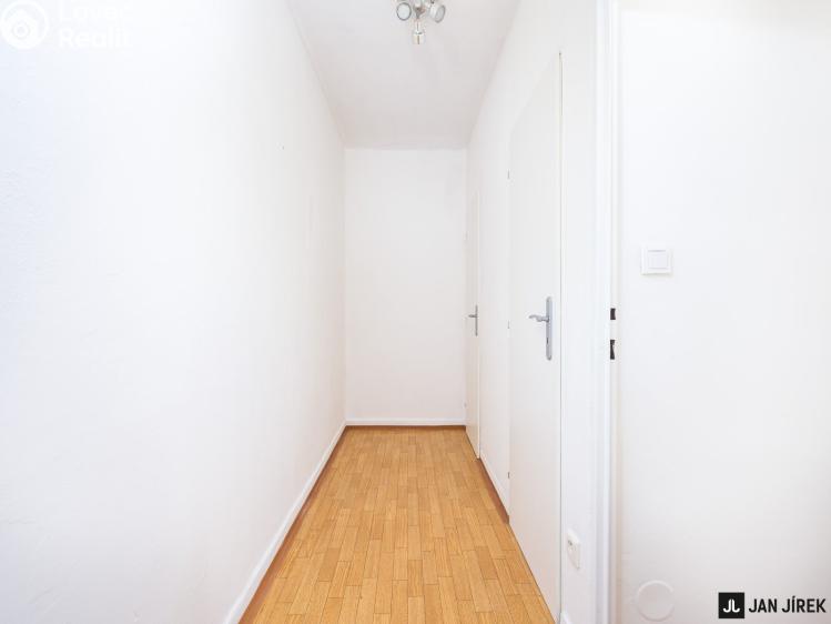 Pronájem bytu 2+1 Hradec Králové, Březhradská č. 13