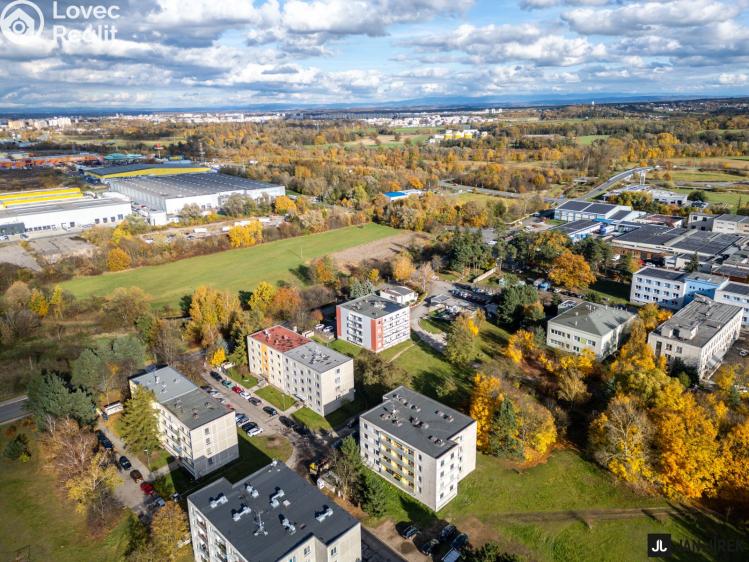 Pronájem bytu 2+1 Hradec Králové, Březhradská č. 17