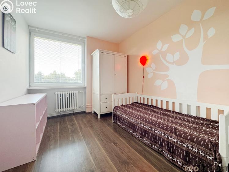 Prodej bytu 3+KK Praha, Hlivická č. 3